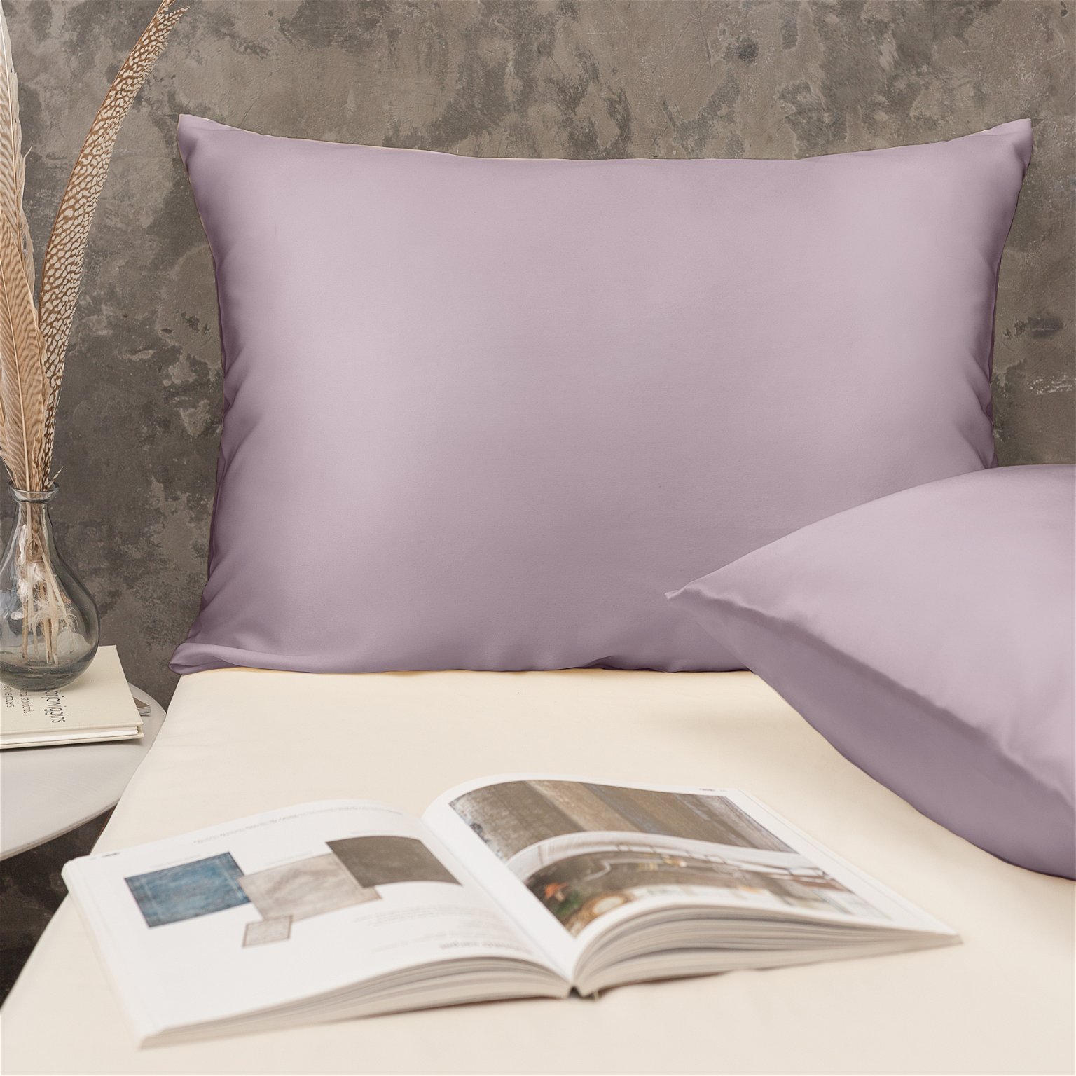 Šilkinis pagalvės užvalkalas „Perfume“ 50 x 70 cm , violetinės sp.