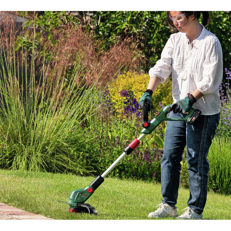 Akumuliatorinė žoliapjovė BOSCH UniversalGrassCut 18V-26-500, 18 V