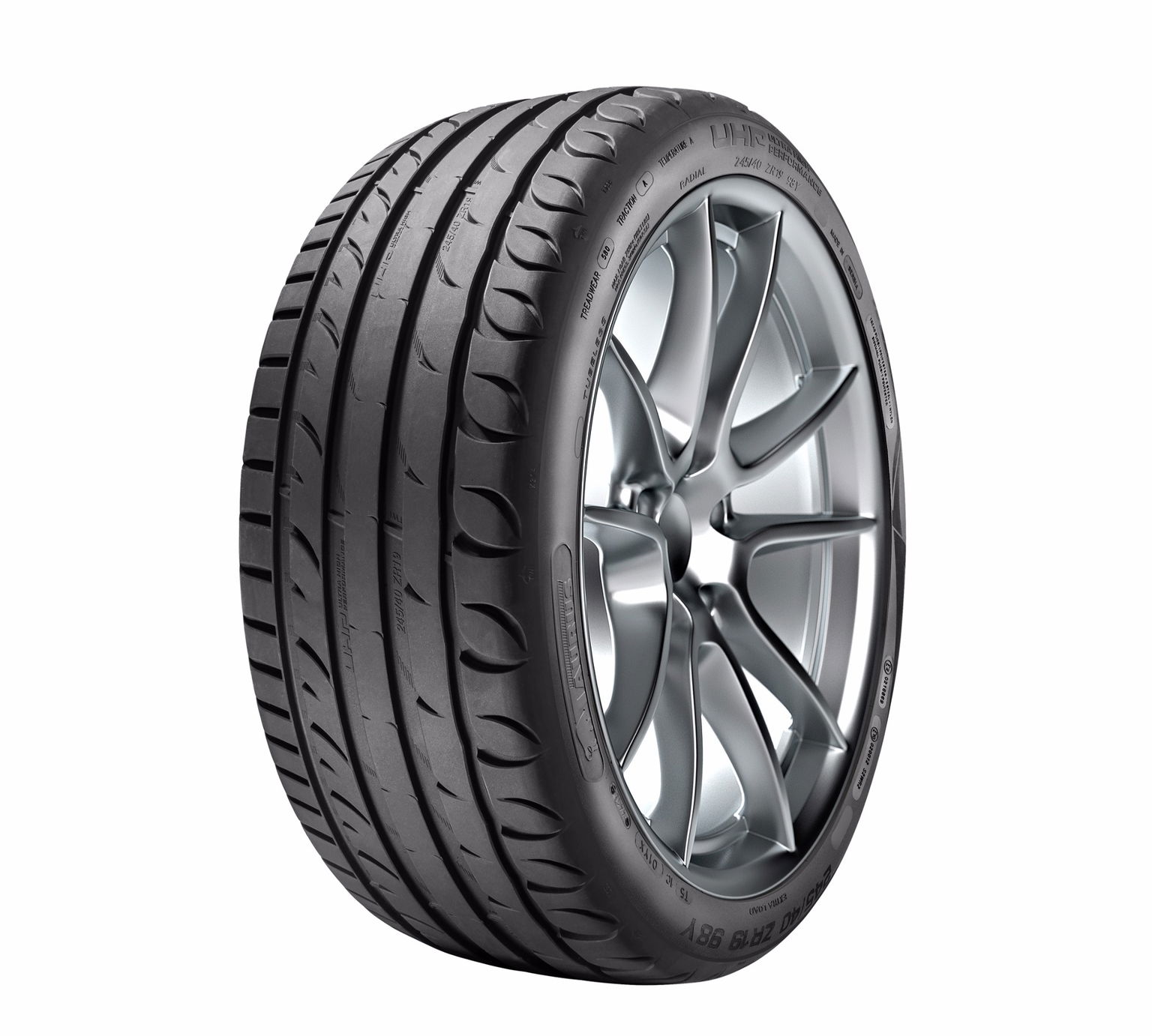 Taurus/Kormoran Ultra High Performance 235/45 R17 97 Y-0