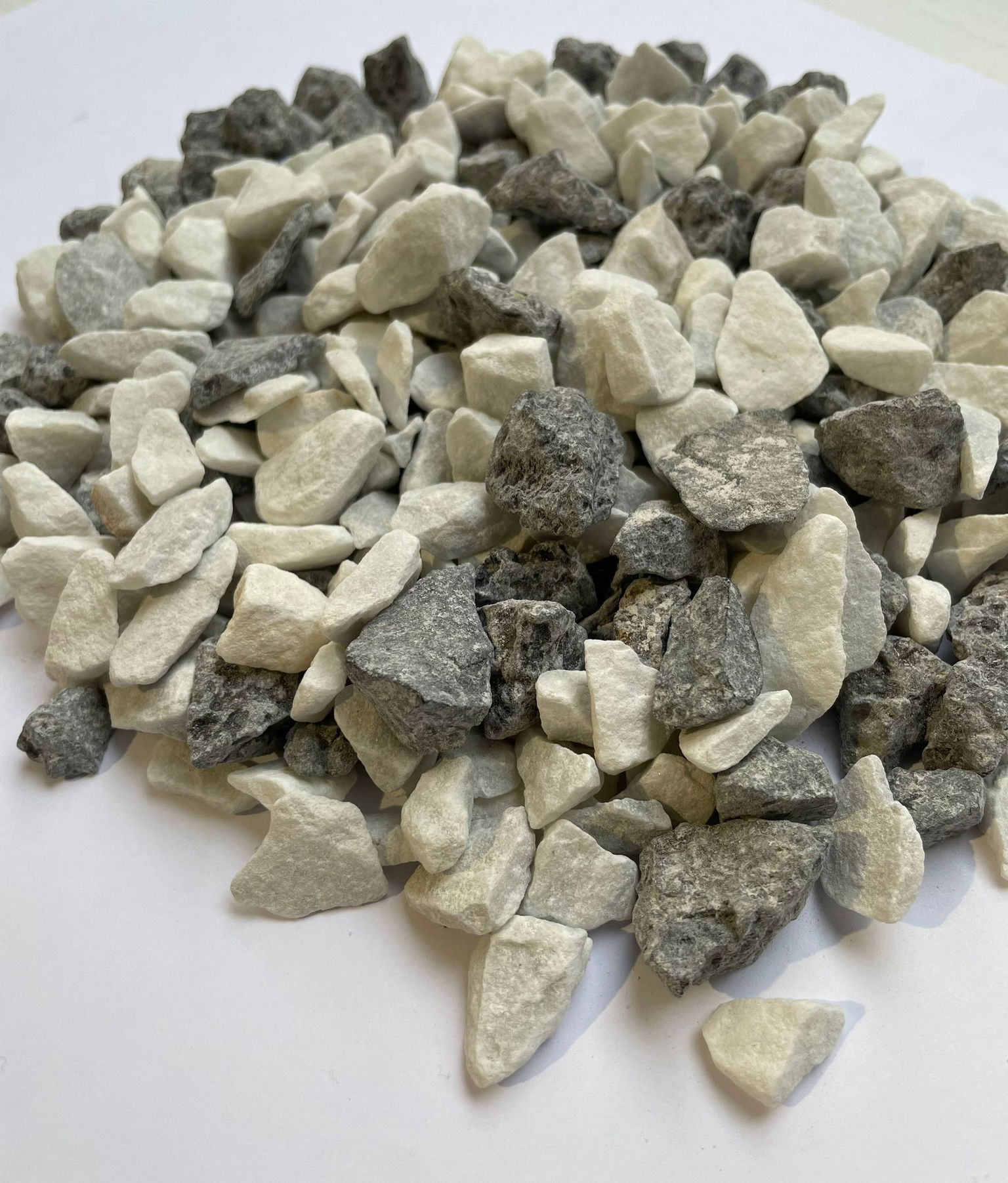 Marmuro skalda CHESS 10-20 mm, 20 kg-1