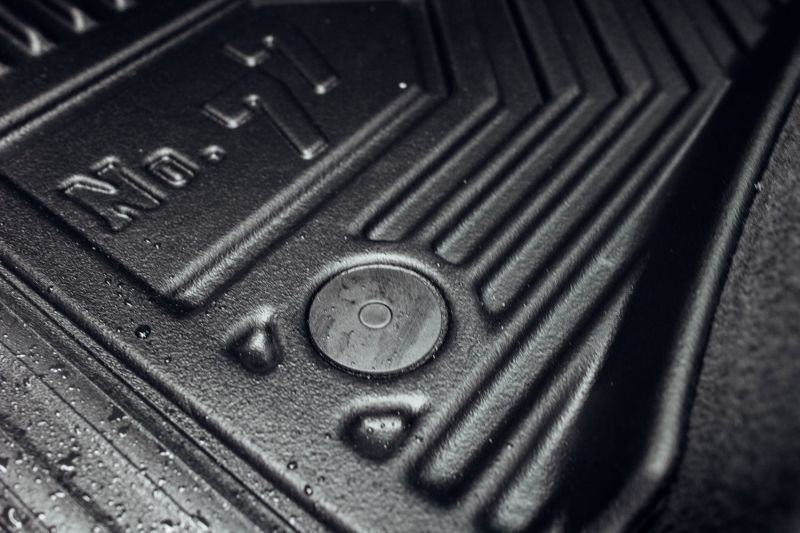 Automobiliniai kilimėliai LEXUS IS III NUO 2013 - 6