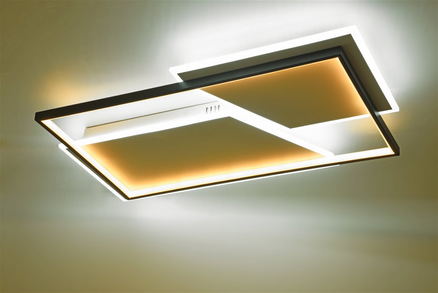 Pakabinamas LED šviestuvas BALTIK GAISMA, 85 W, 3000+6000K, 4889 lm, dim.,  80 x 50 x 8 cm, su pultu