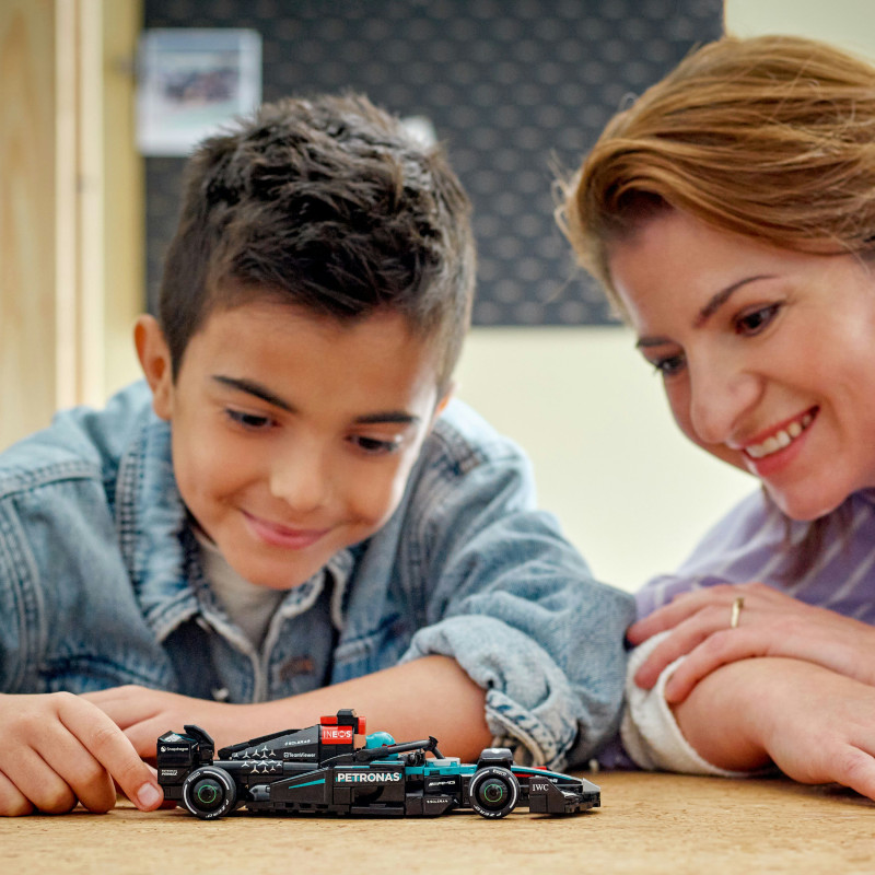 Konstruktorius LEGO SPEED CHAMPIONS MERCEDES-AMG F1® W15 RACE CAR - 3