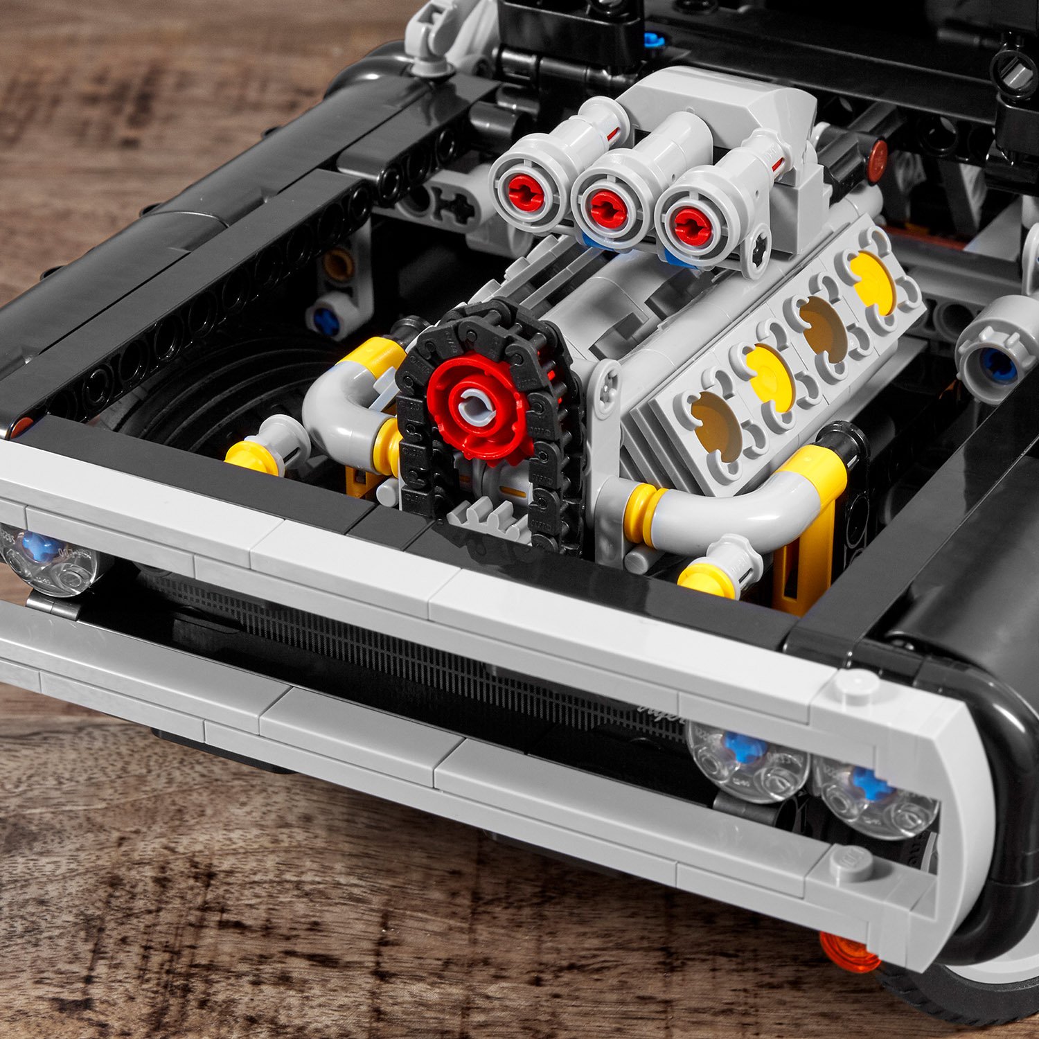 Konstruktorius LEGO® Technic Dom's Dodge Charger 42111 - 7