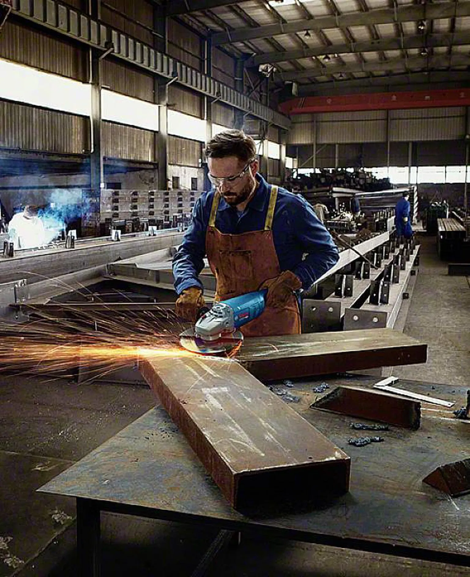 Elektrinis kampinis šlifuoklis BOSCH PRO GWS 22-230 P, su šepetėliais - 2