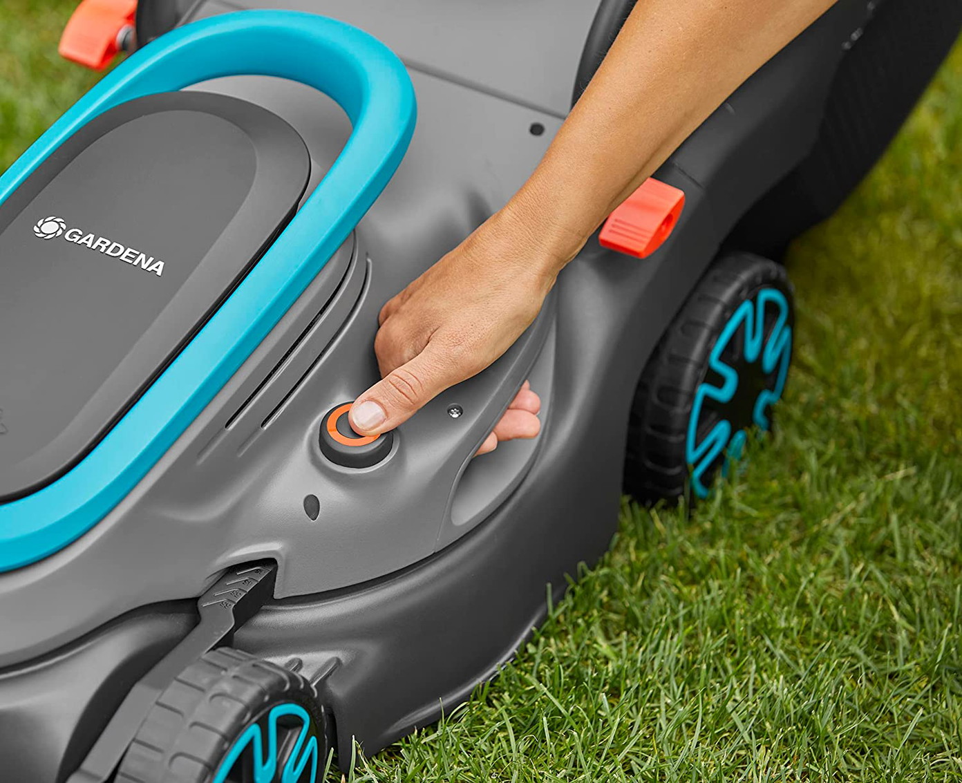 Akumuliatorinė vejapjovė Gardena PowerMax 32/18V P4A, 32 cm, su akumuliatoriumi ir įkrovikliu - 3