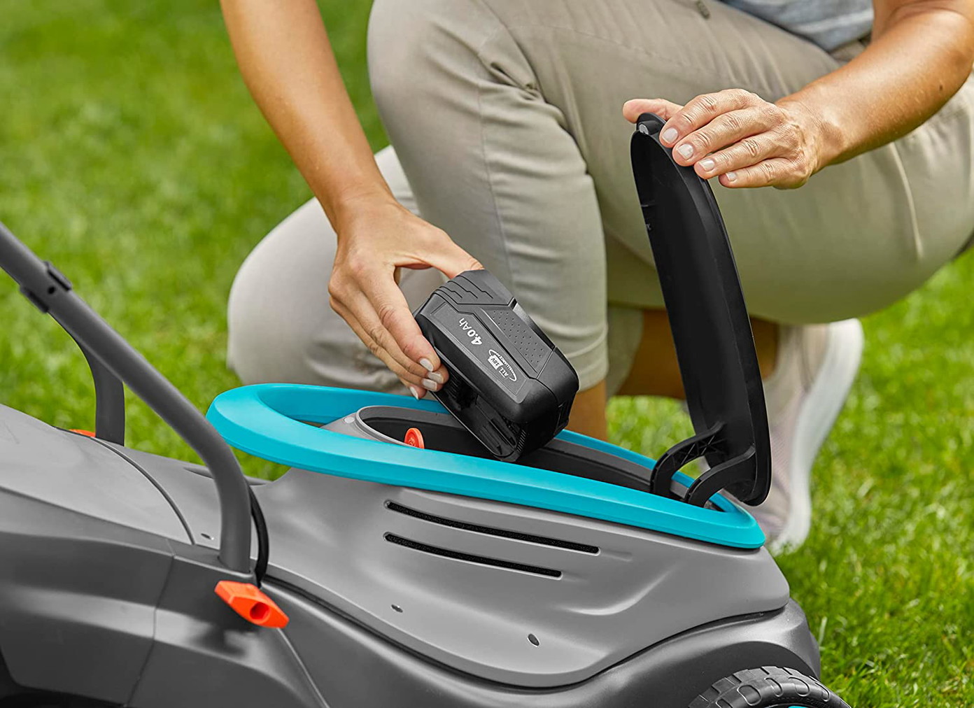 Akumuliatorinė vejapjovė Gardena PowerMax 32/18V P4A, 32 cm, su akumuliatoriumi ir įkrovikliu-1