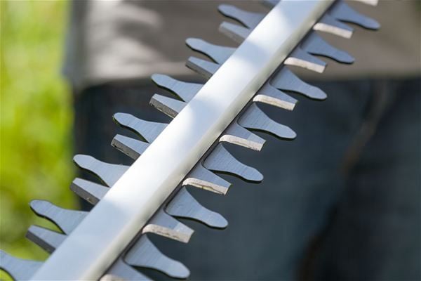 Elektrinės gyvatvorių žirklės Gardena THS 500/48 - 4