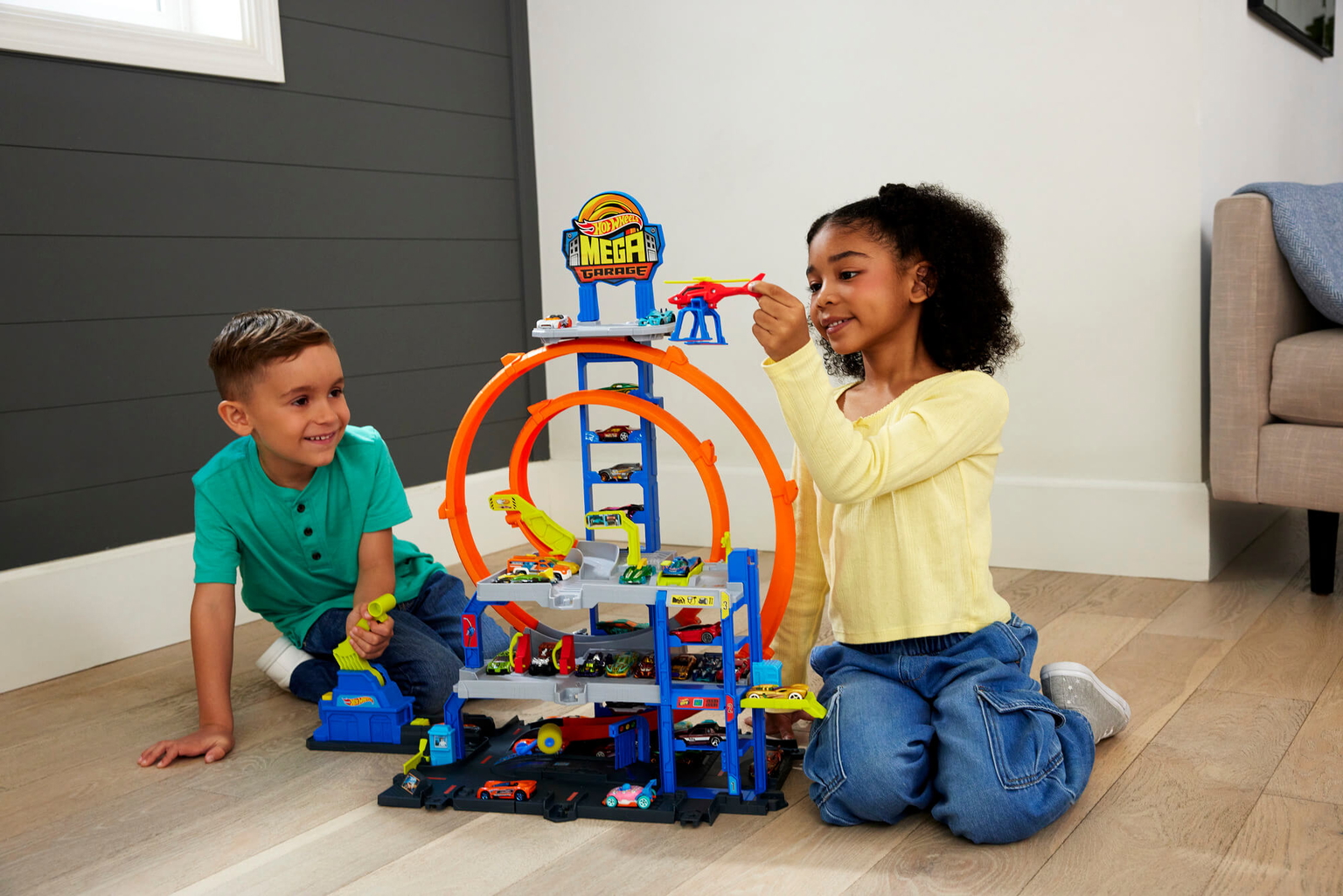 Rinkinys Hot Wheels – Mega garažas su kilpomis (JBM74) - 3