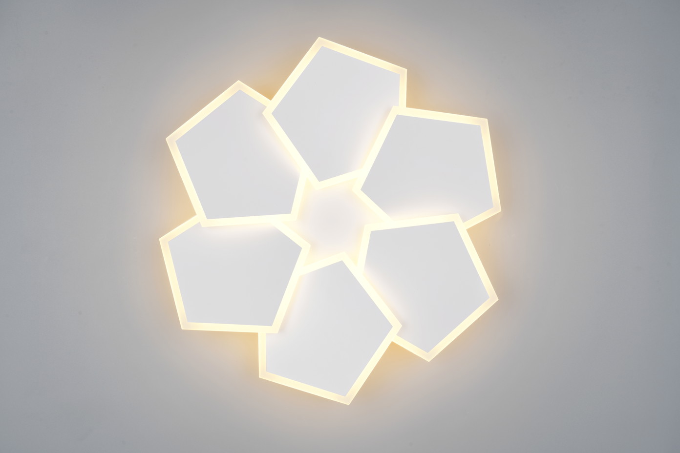 Lubinis LED šviestuvas TRIO ZAYA, 36 W, 2700-6500 K, 4500 lm, Ø52cm, su pultu-1