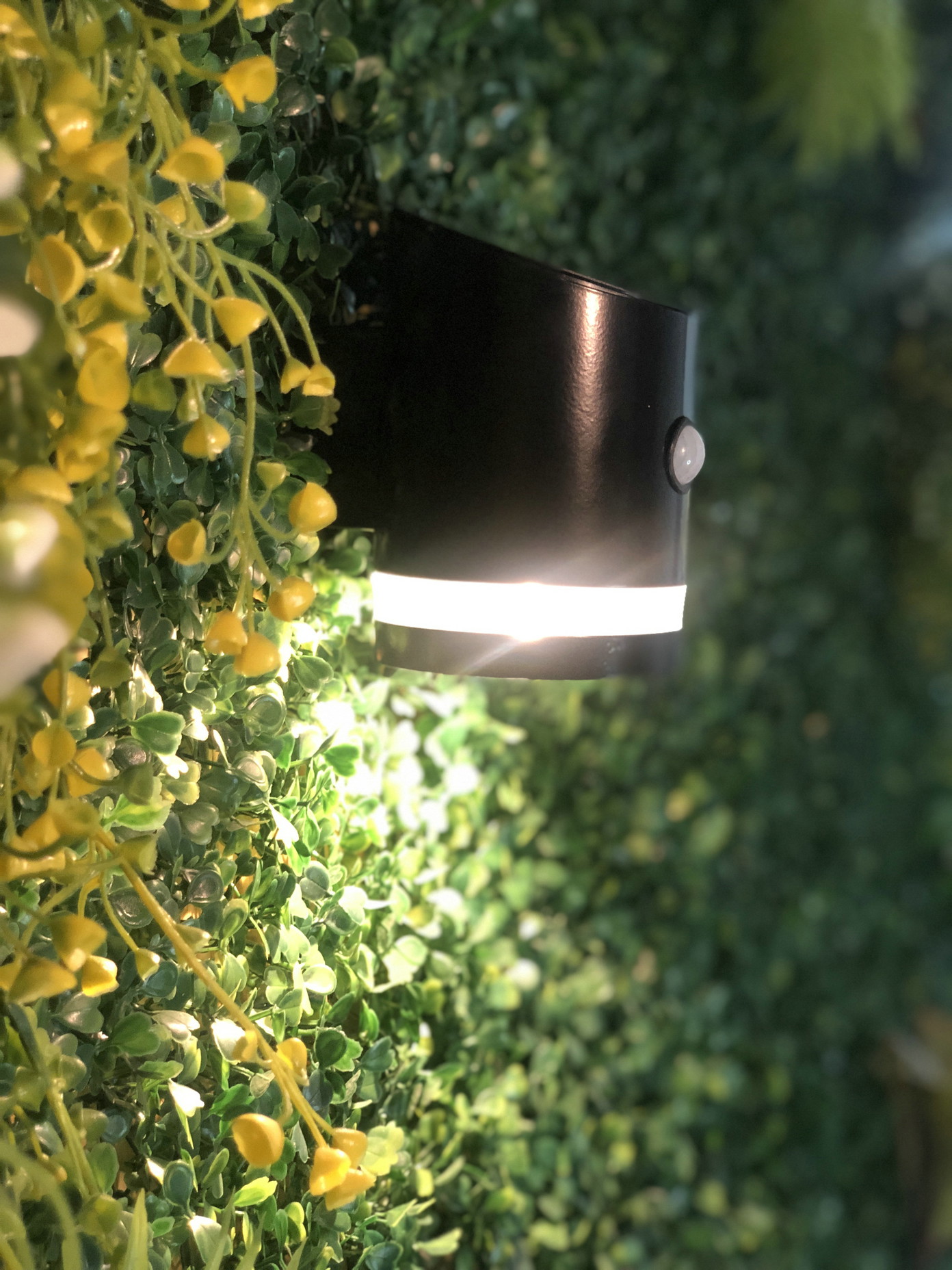 Sieninis LED lauko šviestuvas CYLINDER, įkraunamas saulės energija, su judesio davikliu, juodos sp.-0