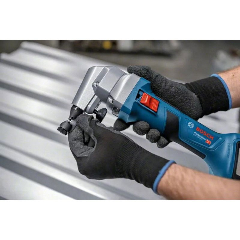 Akumuliatorinės skardos žirklės BOSCH PRO GNA 18V-16 E  (2x ProCORE18V 4.0Ah, in L-BOXX) - 3