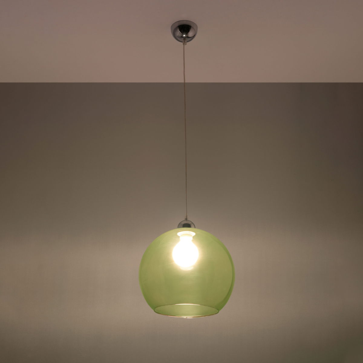Pakabinamas šviestuvas SOLLUX BALL žalias - 3