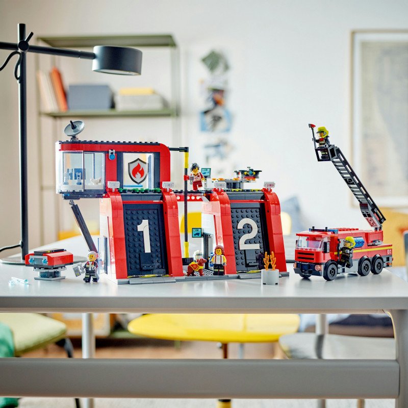 Konstruktorius LEGO City Fire Fire Station with Fire Truck 60414 - 6