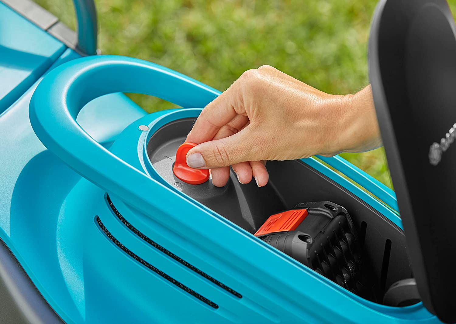 Akumuliatorinė vejapjovė Gardena PowerMax 30/18V P4A, 30 cm, be akumuliatoriaus ir įkroviklio - 5