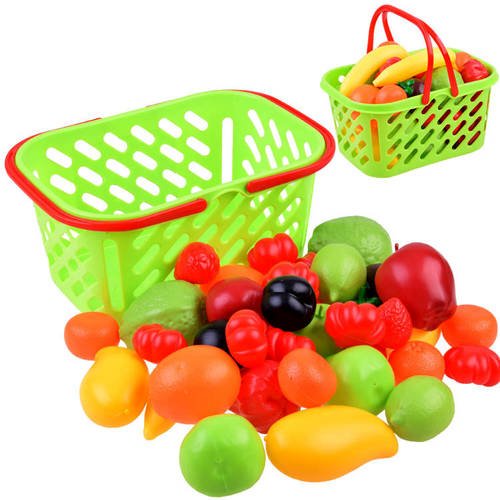 Spalvotas pirkinių krepšelis su vaisiais