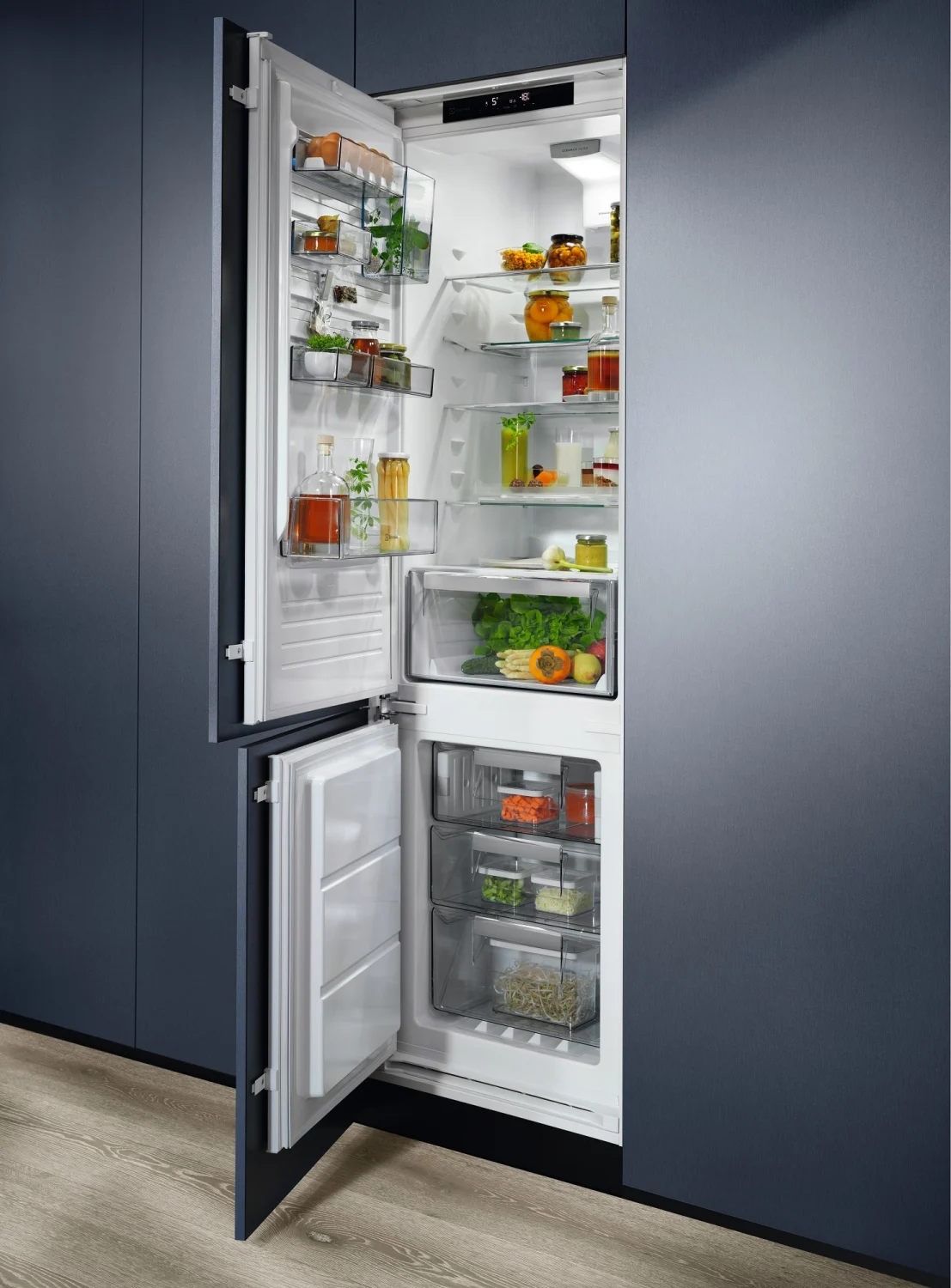 Šaldytuvas su šaldikliu ELECTROLUX LNS6TE19S, baltos sp., 190 cm - 3