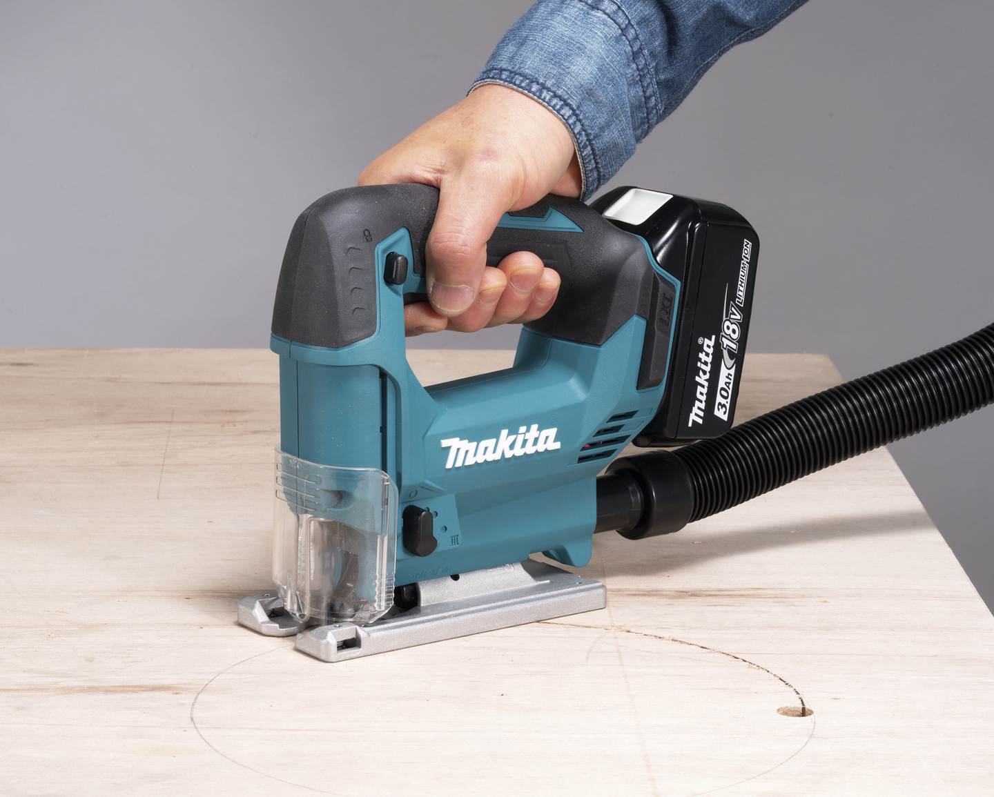 Akumuliatorinis siaurapjūklis MAKITA DJV186Z, 18 V, 65 mm, be akumuliatoriaus-1