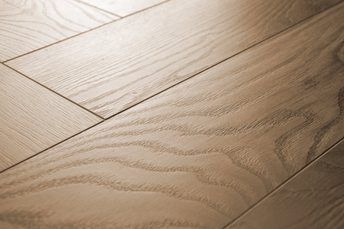 Laminatas VILLE Herringbone, 63263, atsarus vandeniui 24 h, 643 x 131 x 8 mm, 32/AC5 - 2