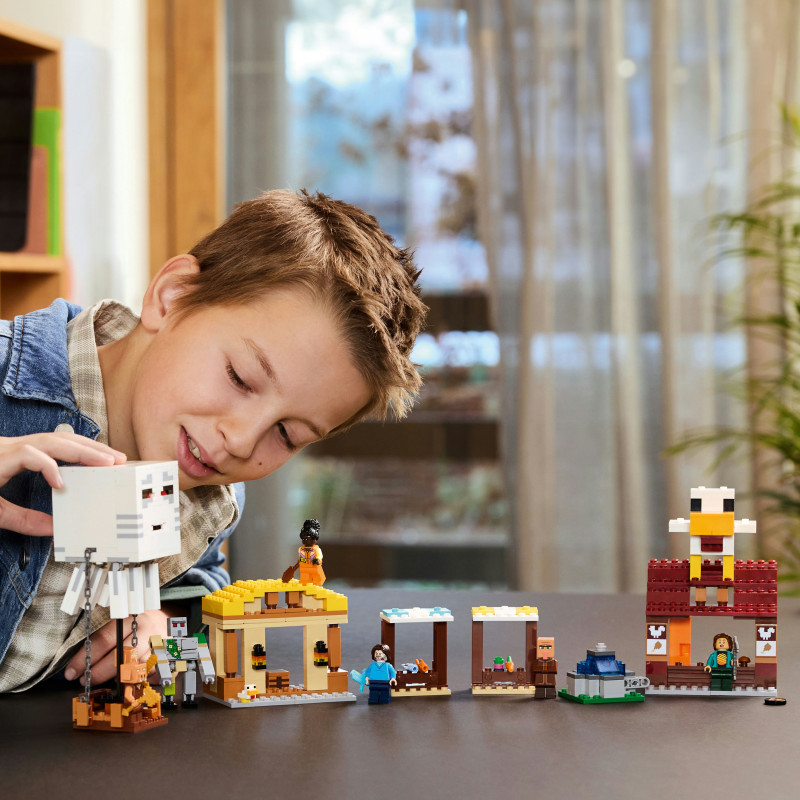 Konstruktorius LEGO Minecraft The Ghast Balloon Village Attack - 6