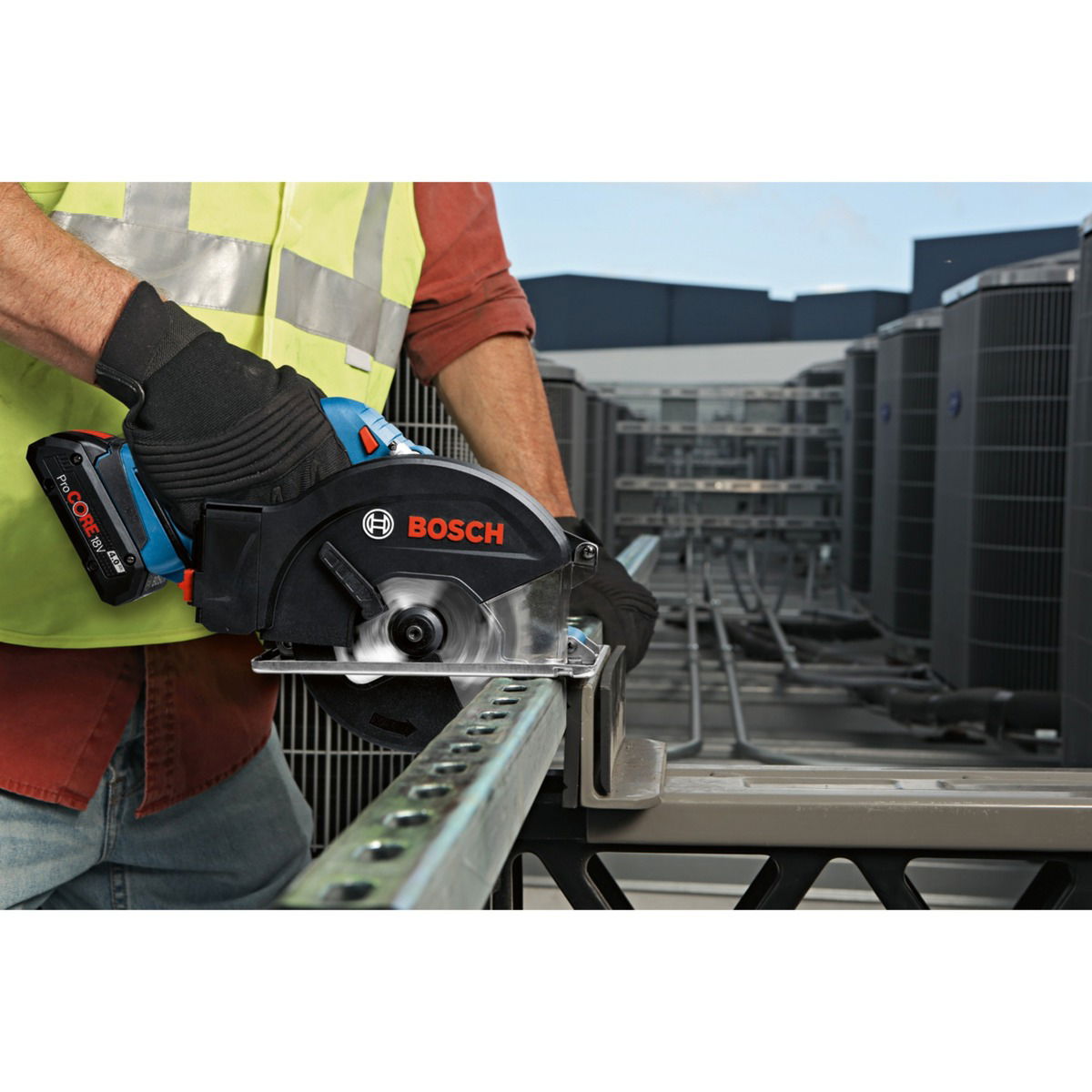 Akumuliatorinis diskinis pjūklas BOSCH PRO GKM 18V-50 solo (be akum.) - 4