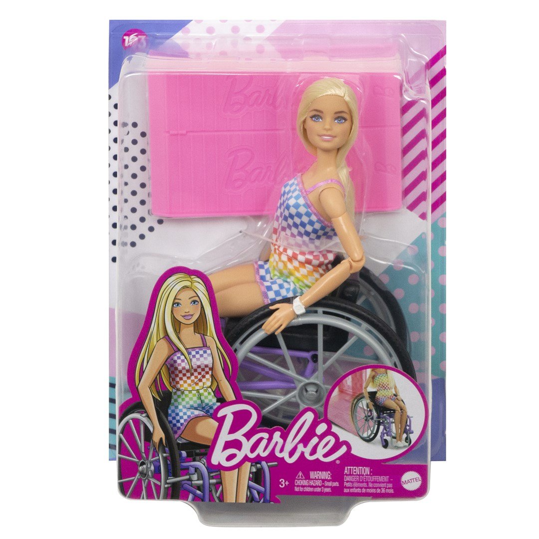 BARBIE madistė neįgaliojo vežimėlyje šviesiais plaukais