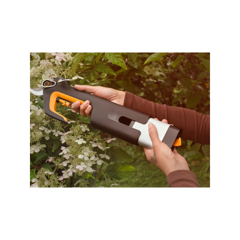 Akumuliatorinis sekatorius FISKARS, 12 V, iki 30 mm, be akumuliatoriaus-1