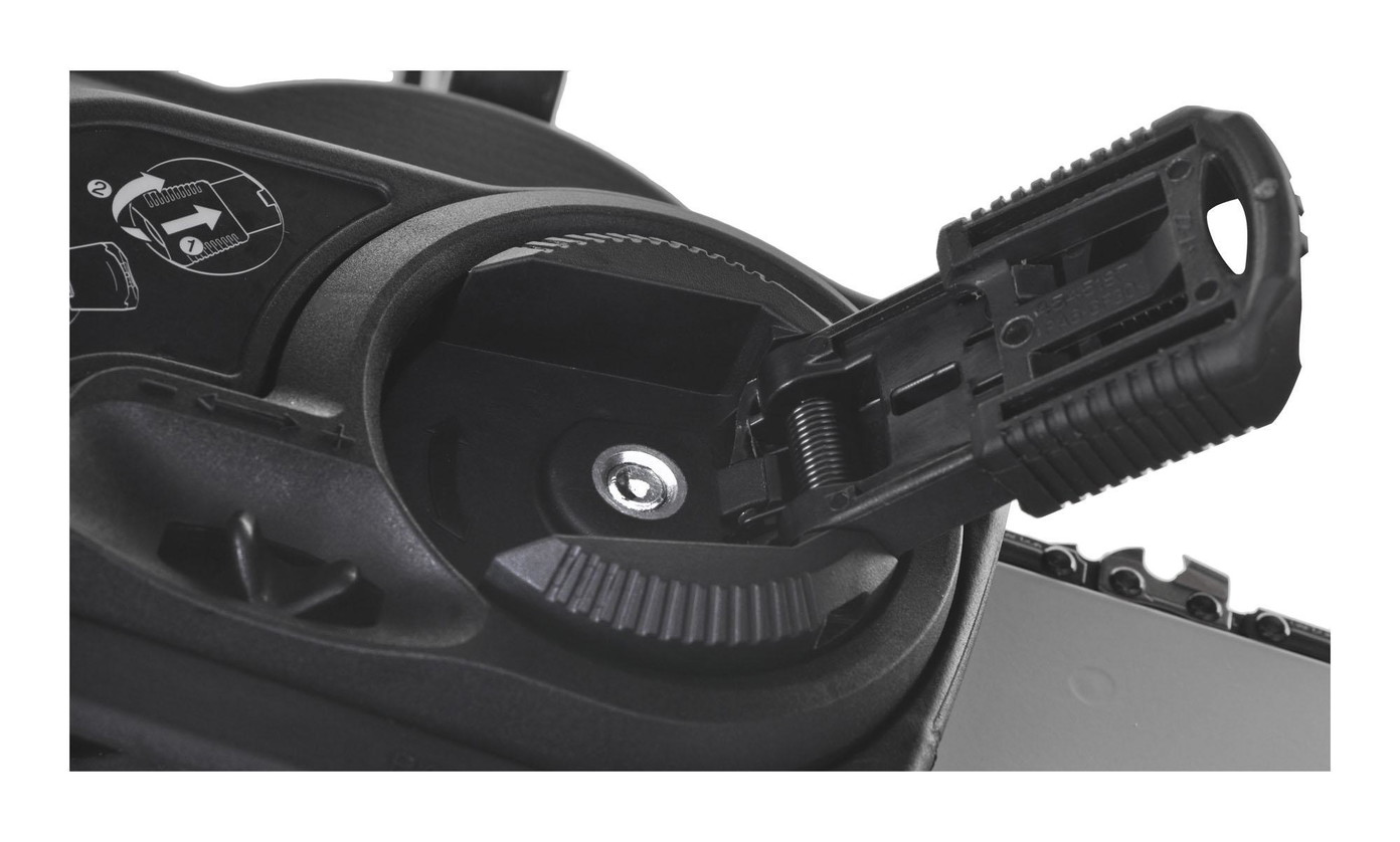 Elektrinis grandininis pjūklas MAKITA UC4051A, 2000 W, 40 cm, 5,6 kg-1