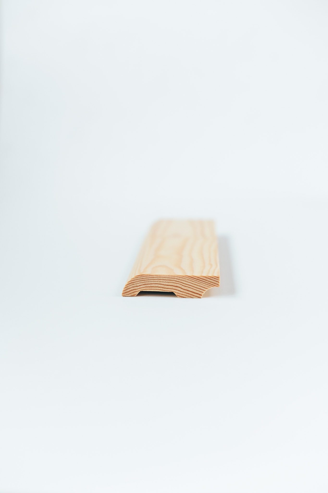 Medinė grindjuostė, pušis, 14 x 68 x 2400 mm-0