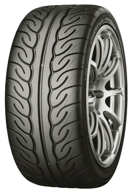 Yokohama Advan Neova AD08RS 215/45 R17 87 W
