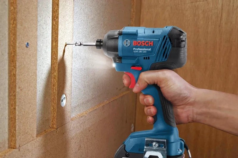 Akumuliatorinis smūginis suktuvas BOSCH PRO GDR 18V-160 solo (be akum., su L-BOXX) - 3