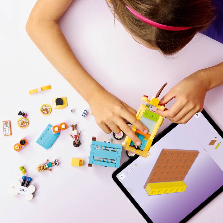 Konstruktorius LEGO Friends Pet Accessories Van - 4