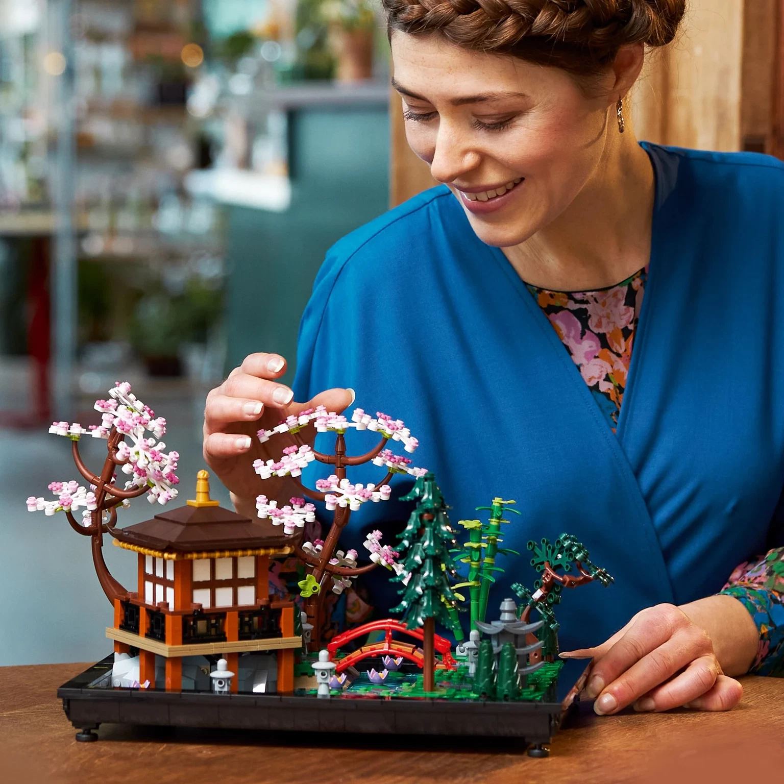 Konstruktorius LEGO Icons Tranquil Garden, 10315 - 4