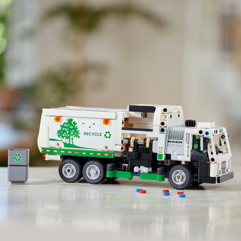 Konstruktorius LEGO Technic Mack® LR Electric Garbage Truck 42167 - 7
