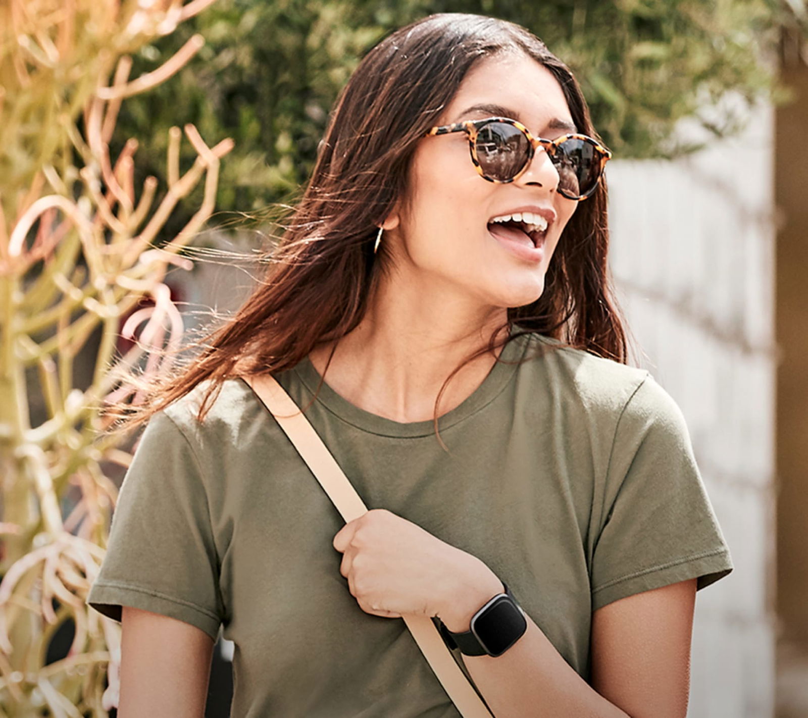 Fitbit versa laikrodis online