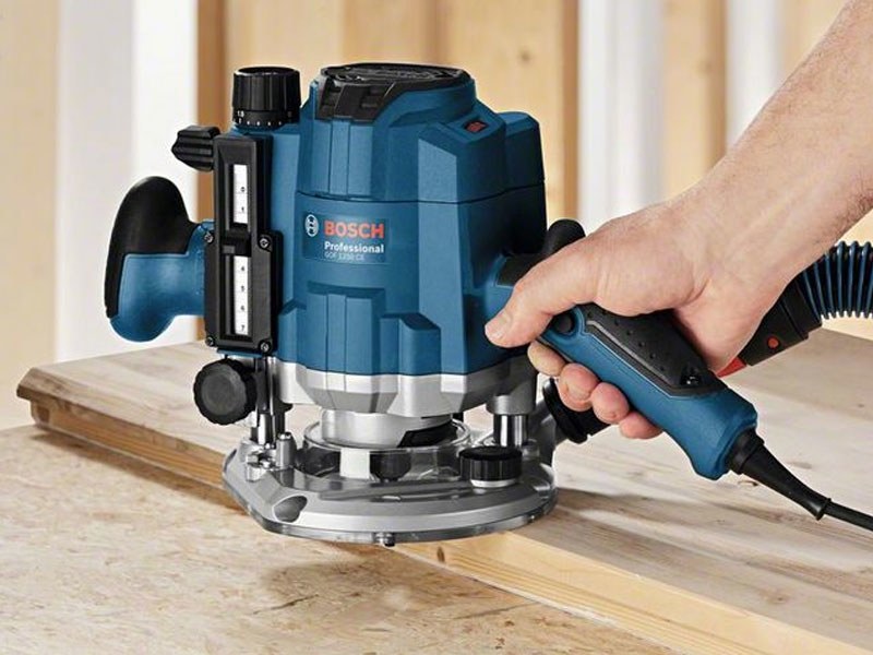 Vertikali freza BOSCH PRO GOF 1250 CE - 6