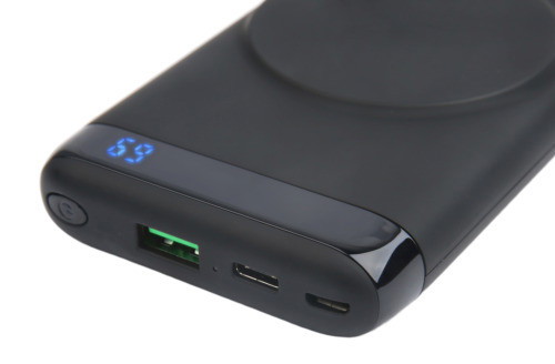 Išorinė baterija DELTACO, 10 000 mAh, 1x USB-A, 1x USB-C PD / PB-Q1003 - 3