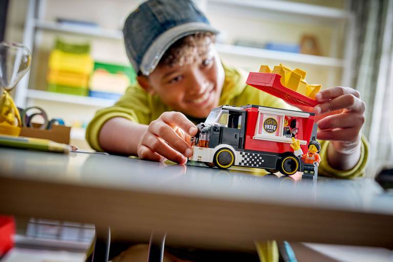 Konstruktorius LEGO City Great Vehicles Fries Food Truck - 3