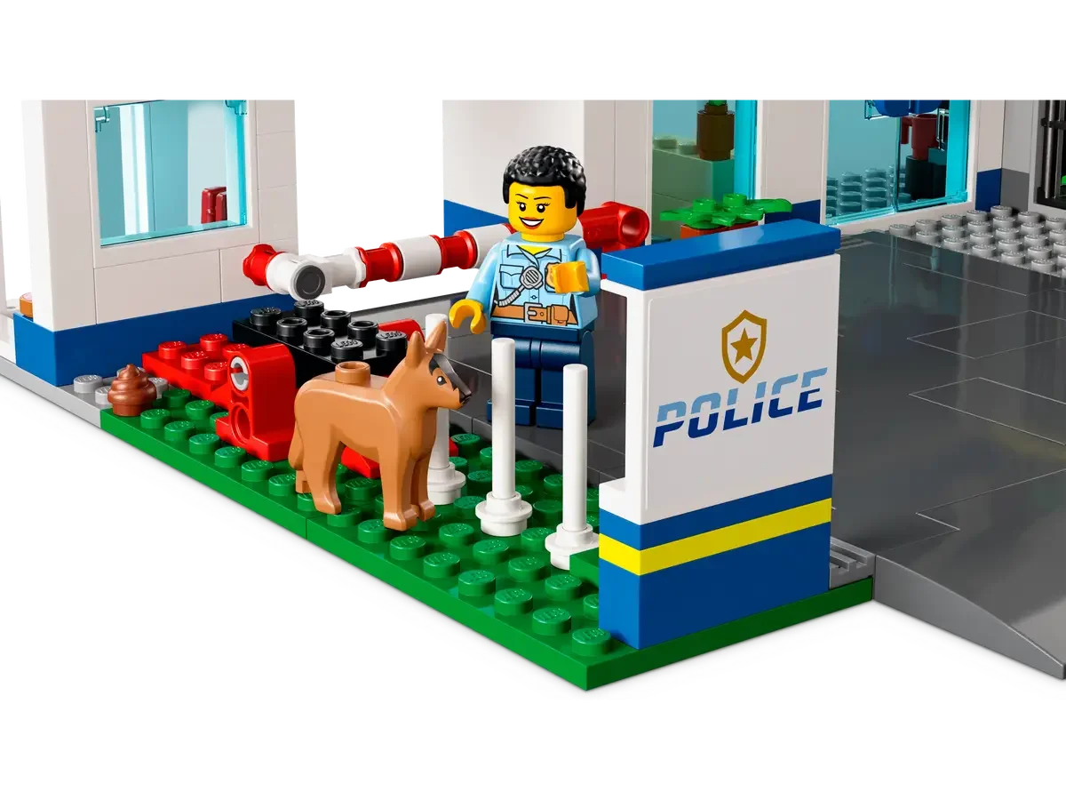 Konstruktorius LEGO CITY POLICE - POLICE STATION - 5