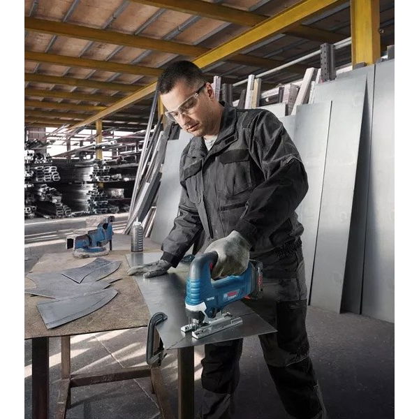 Akumuliatorinis siaurapjūklis BOSCH PRO GST 18V-Li S (be akum.)-1