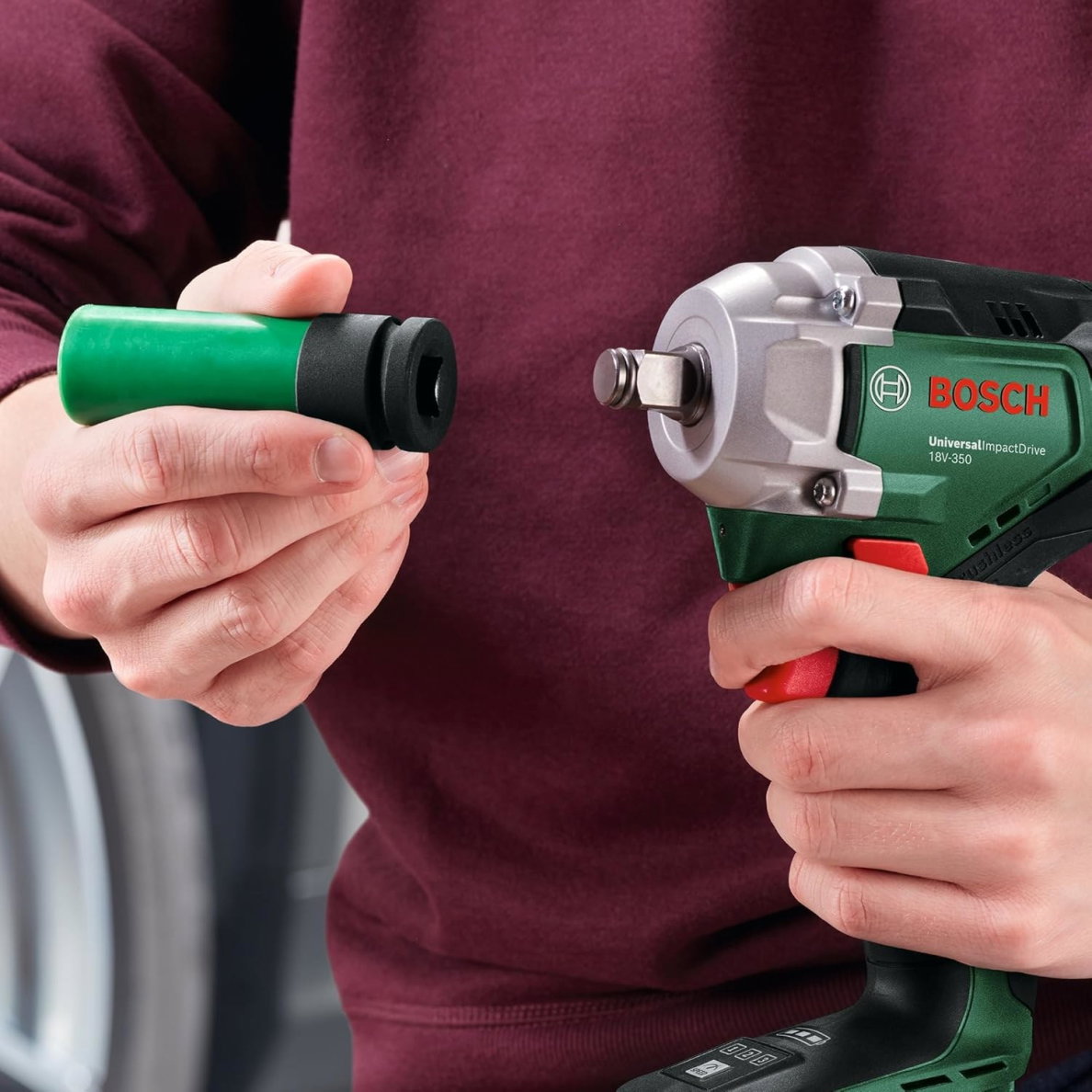 Akumuliatorinis smūginis veržliasukis BOSCH UniversalImpactDrive 18V-350, 18 V, 350 Nm, be akumul.-1