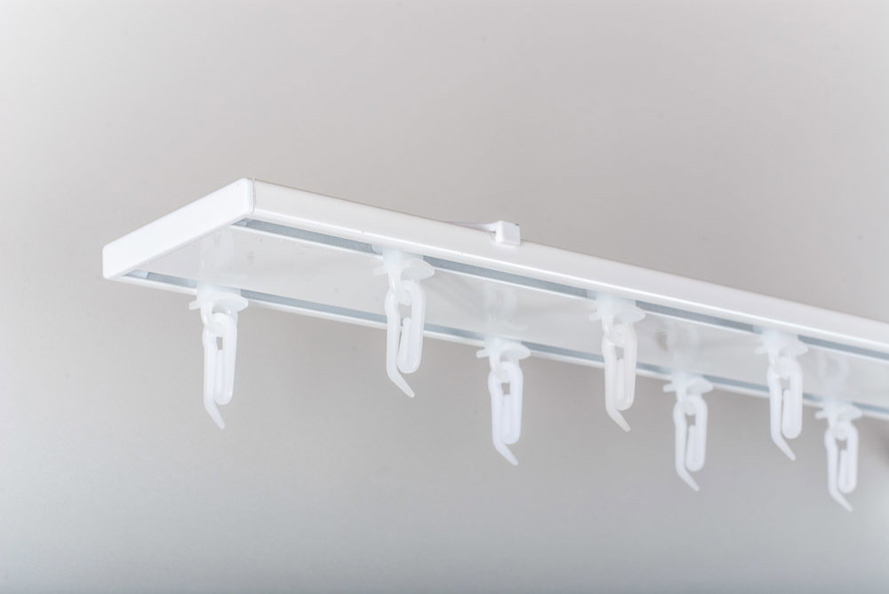 Aliuminio sistema UNIVERSAL-PROFILIS, 1 ir 2 bėgelių, baltos sp., 2,5 m-1