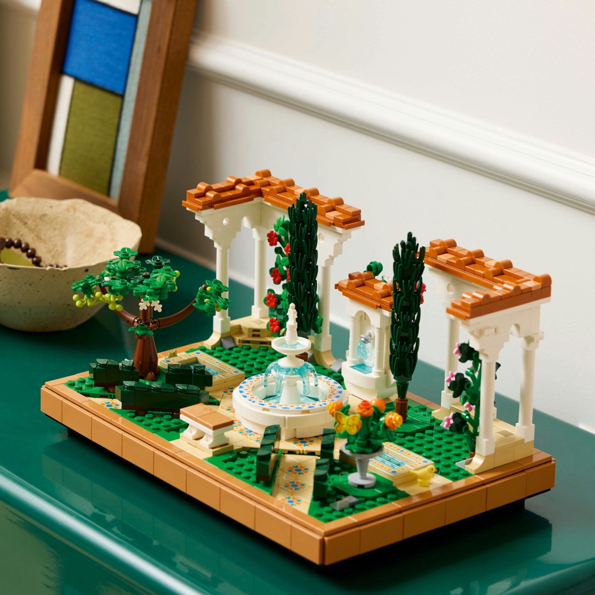 Konstruktorius LEGO® Icons Fountain Garden, 10359 - 3