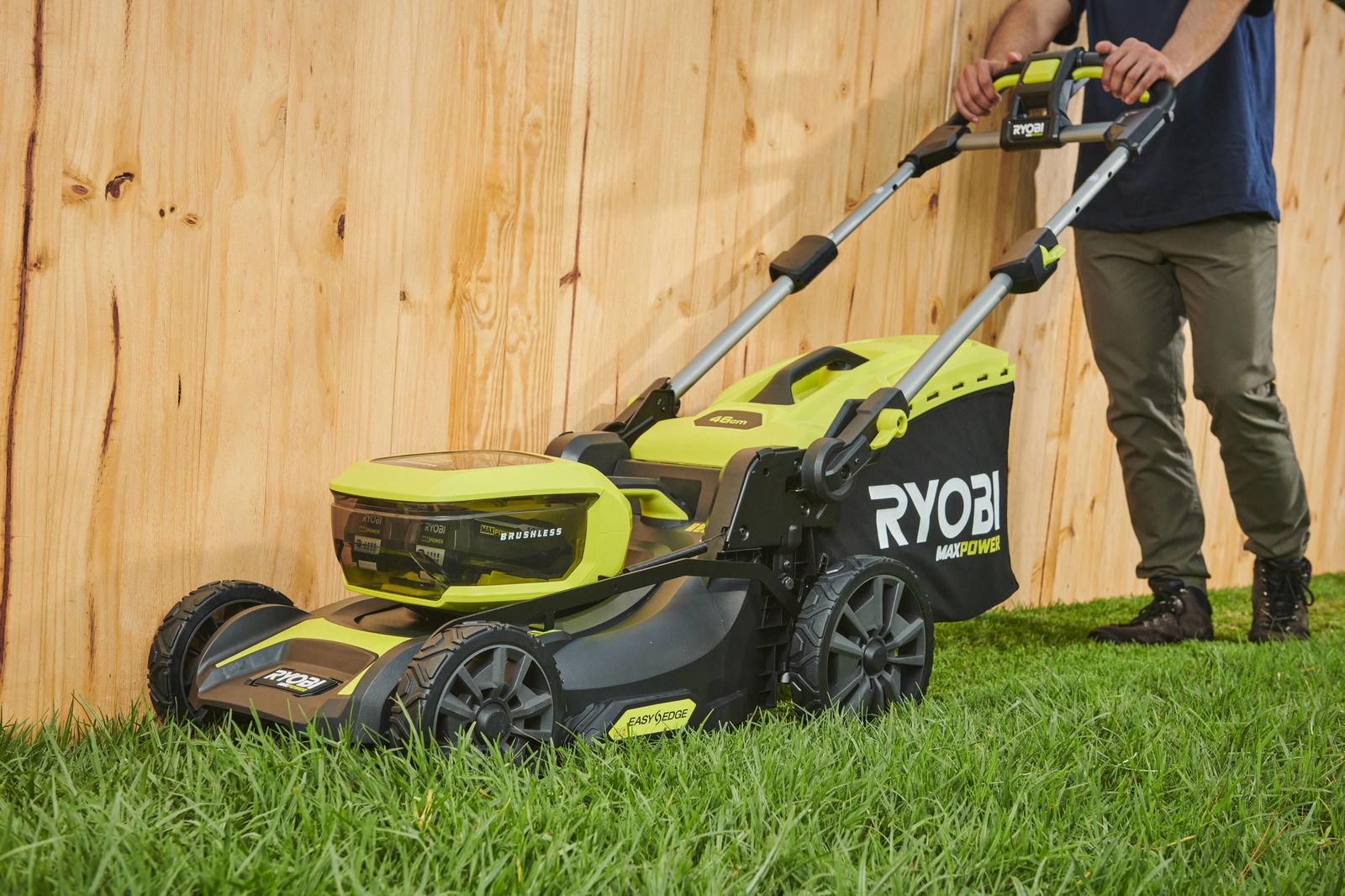 Akumuliatorinė vejapjovė RYOBI RY36LMX46A-240, 36 V, 2 x 4,0