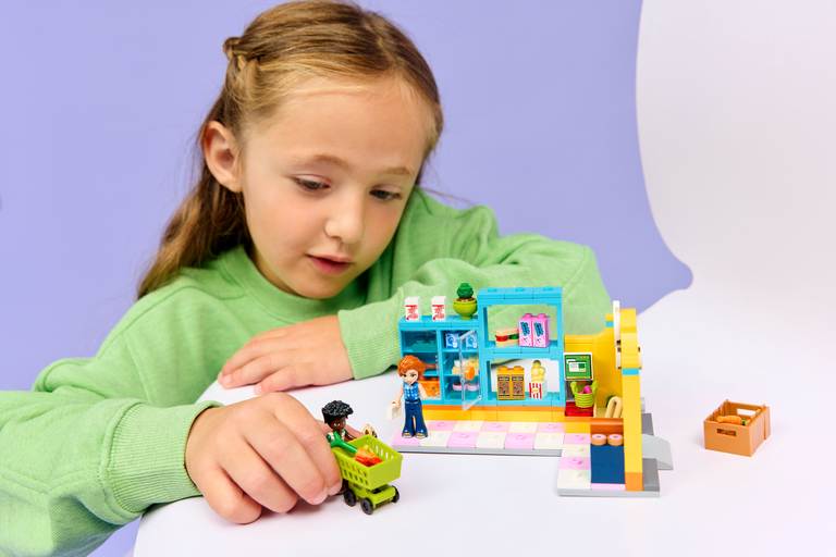 Konstruktorius LEGO Friends Heartlake City Convenience Store - 3