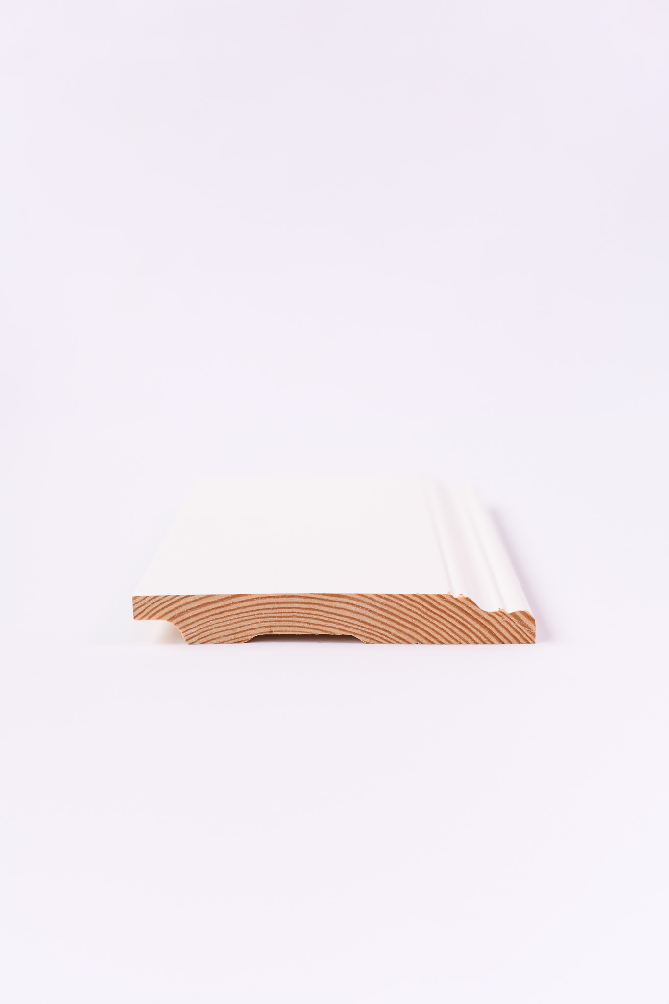 Medinė grindjuostė, pušis, baltos sp., 15 x 95 x 2400 mm-0