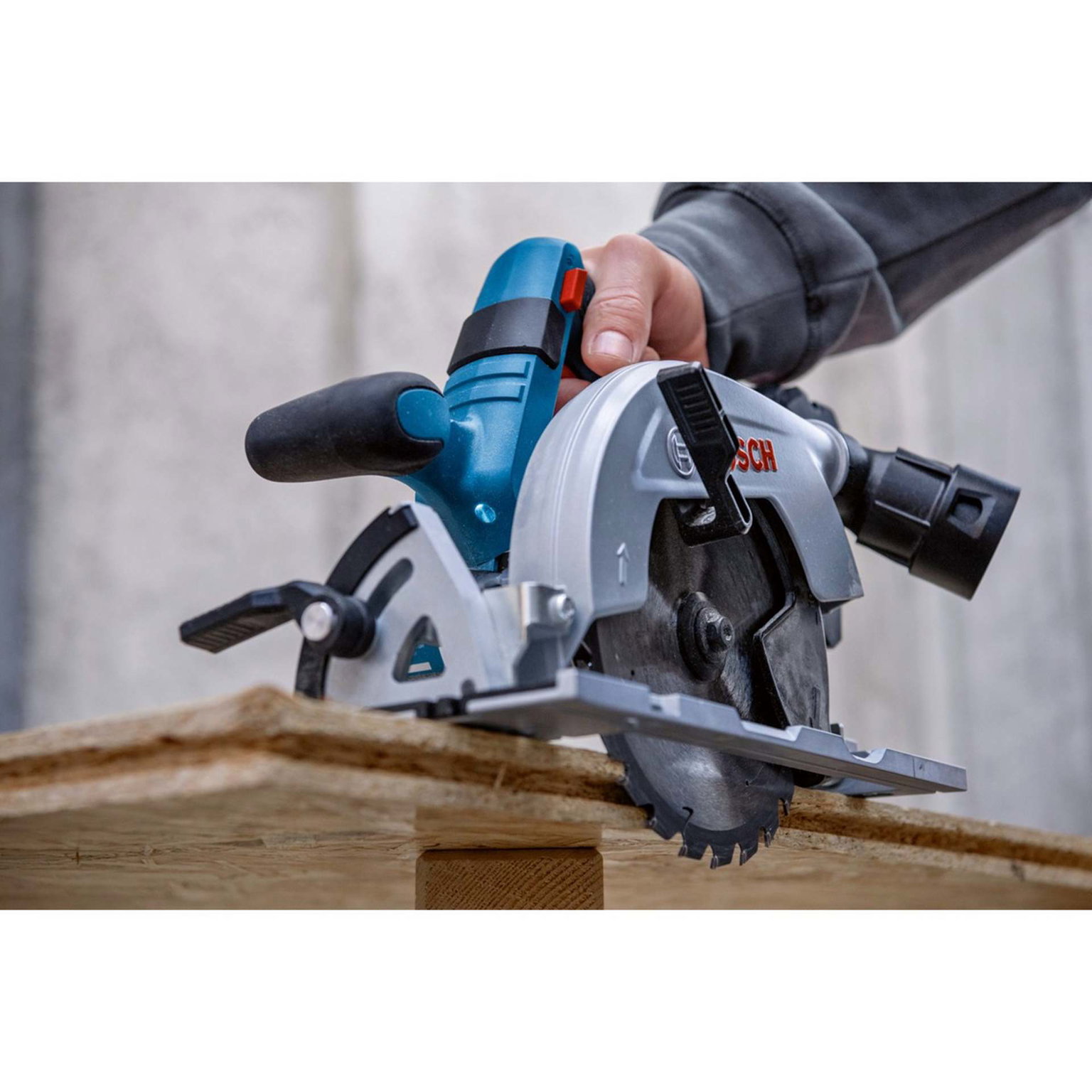 Akumuliatorinis diskinis pjūklas BOSCH GKS 18V-57-2 L Solo, 18 V, 165 x 20 mm, be akumuliatoriaus-1