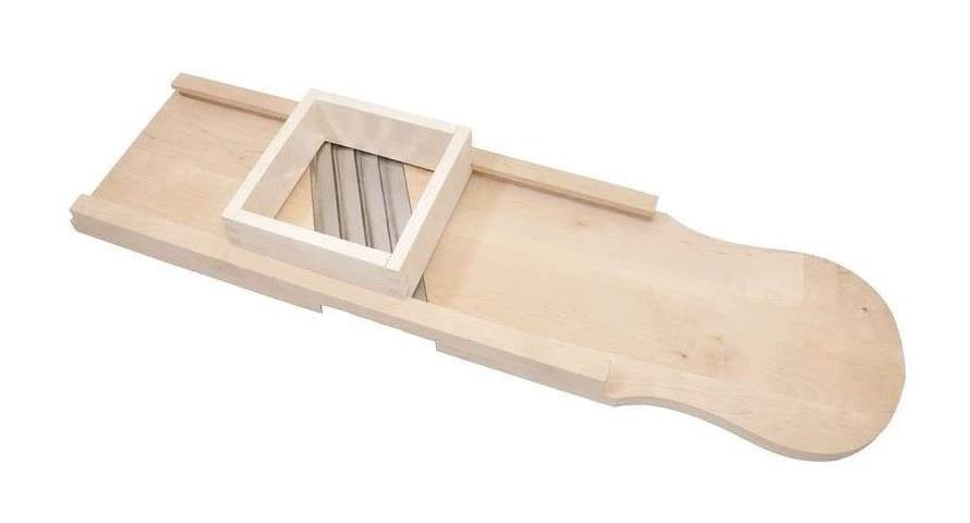 Medinė kopūstų pjaustyklė VIT-AGRO, 3-ių peilių, 64 x 24 cm