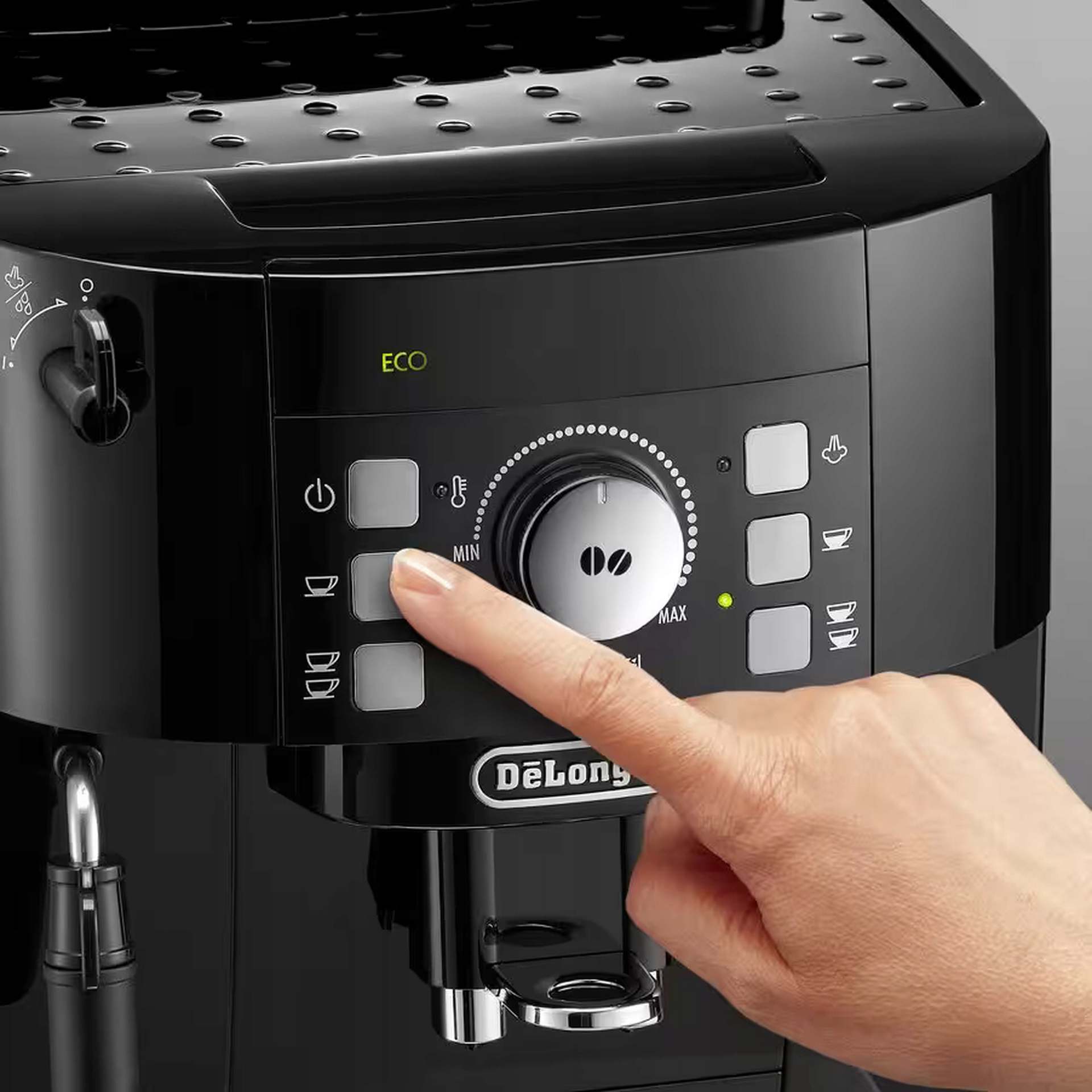 Kavos aparatas DELONGHI MAGNIFICA S ECAM12.121.B - ermitazas.lt