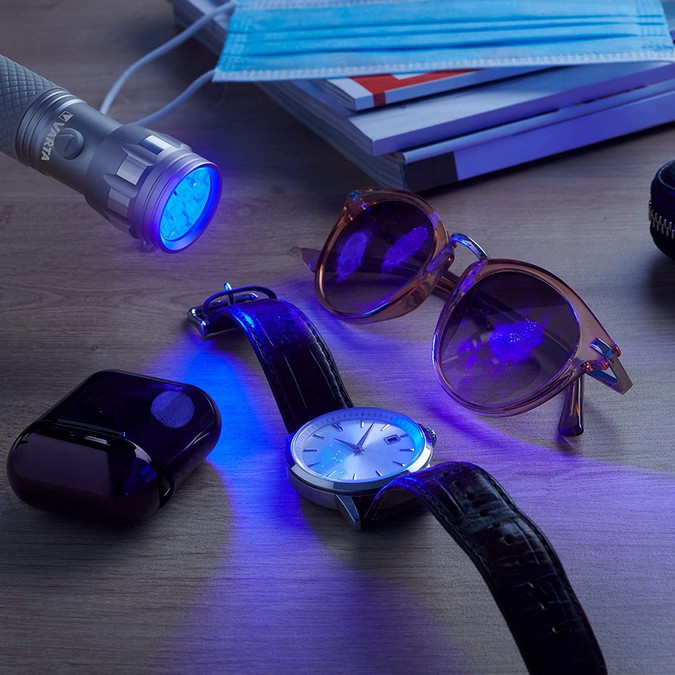 LED žibintuvėlis VARTA UV Light, UV 395-400 NM, elementai 3xAAA (įeina), veikimas 8,5 val - 3